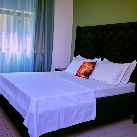 L'Oasis Verte Yaounde Exterior photo